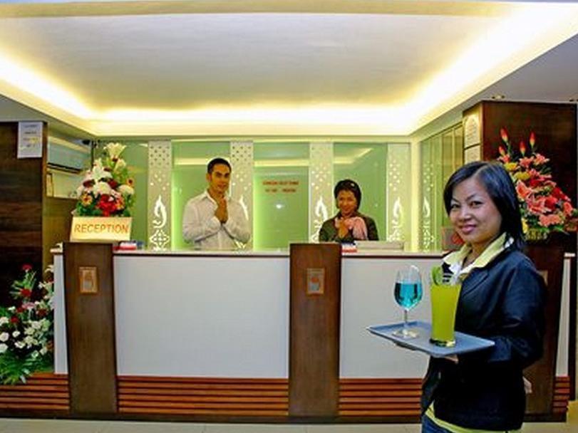 Khurana Inn Банкок Екстериор снимка