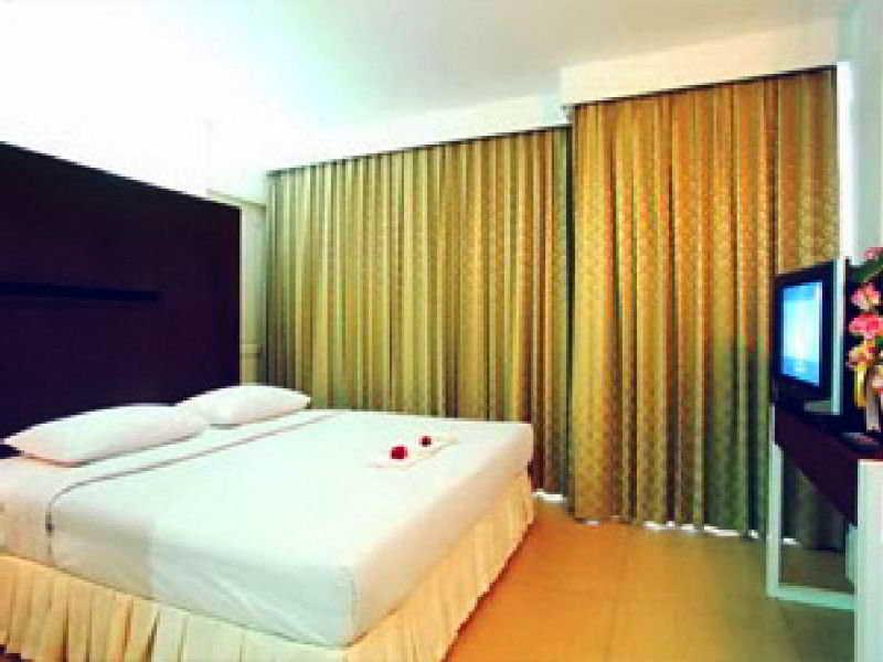 Khurana Inn Банкок Екстериор снимка