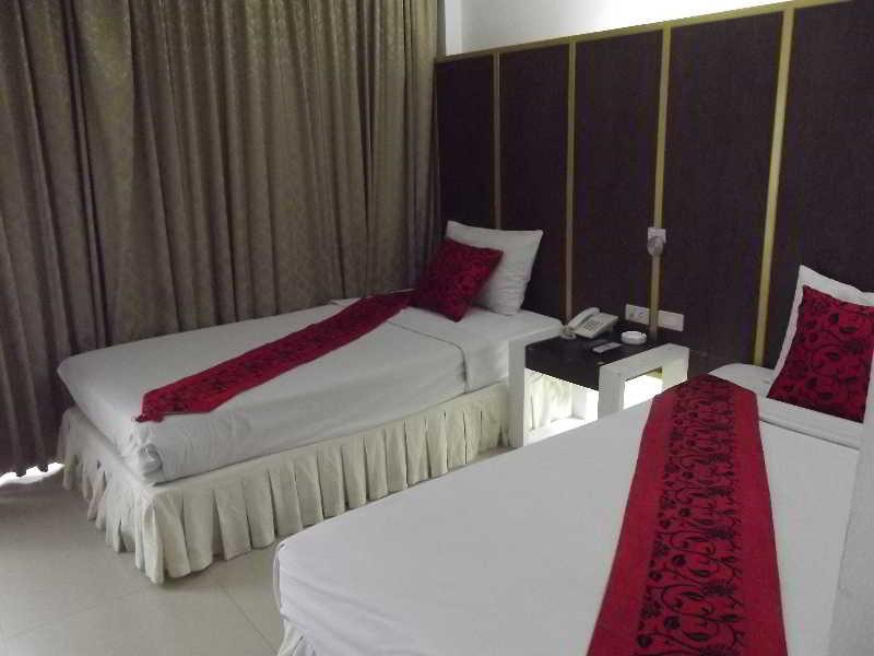 Khurana Inn Банкок Екстериор снимка
